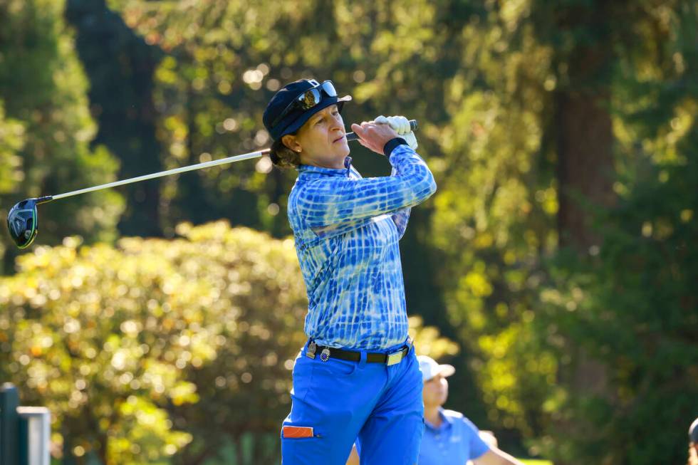 Ronda Henderson tees off on the ninth hole during her round of 16 match against Sarah Gallagher ...