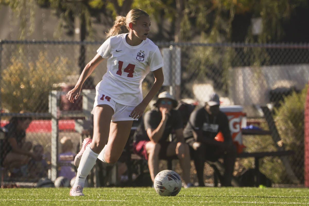 Coronado's Allison Kleiner (14) moves the ball during a soccer game at Faith Lutheran High Scho ...