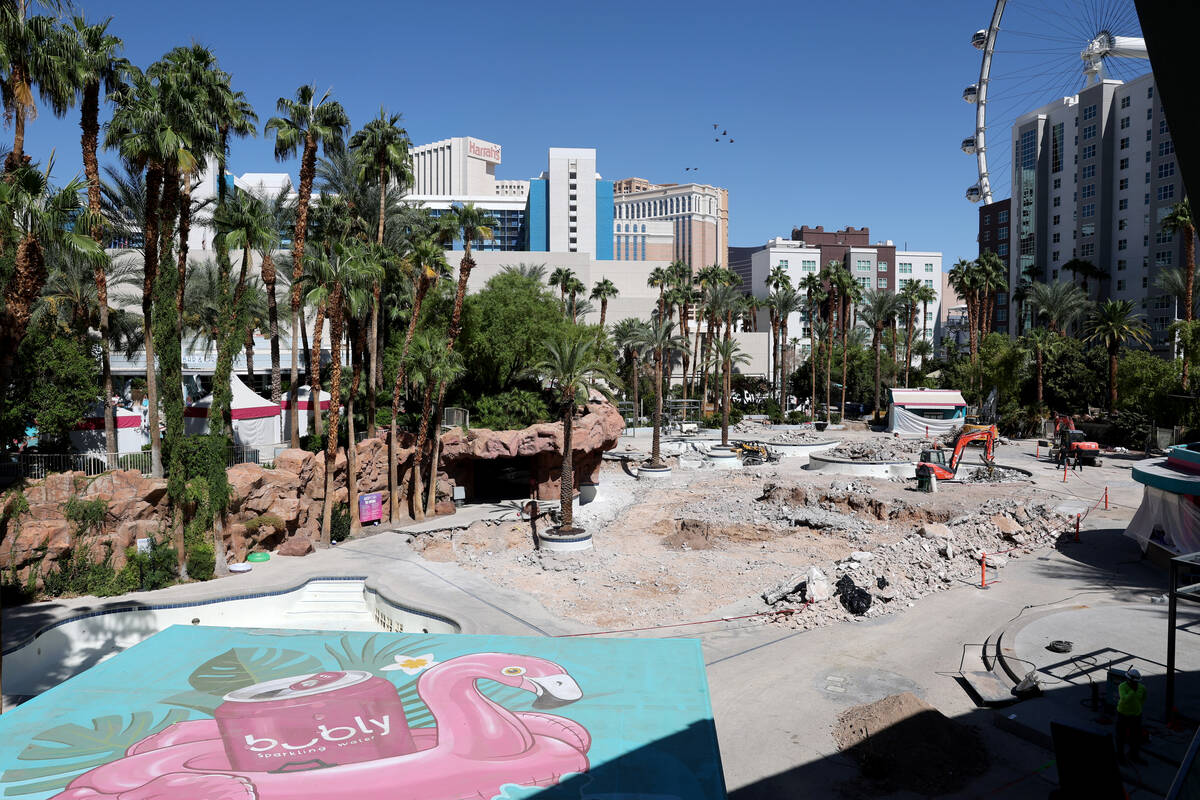 Renovations continue at the Go Pool at the Flamingo on the Strip in Las Vegas Tuesday, Oct. 1, ...