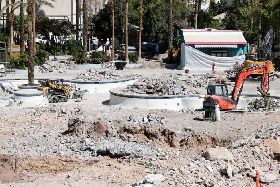 Renovations continue at the Go Pool at the Flamingo on the Strip in Las Vegas Tuesday, Oct. 1, ...