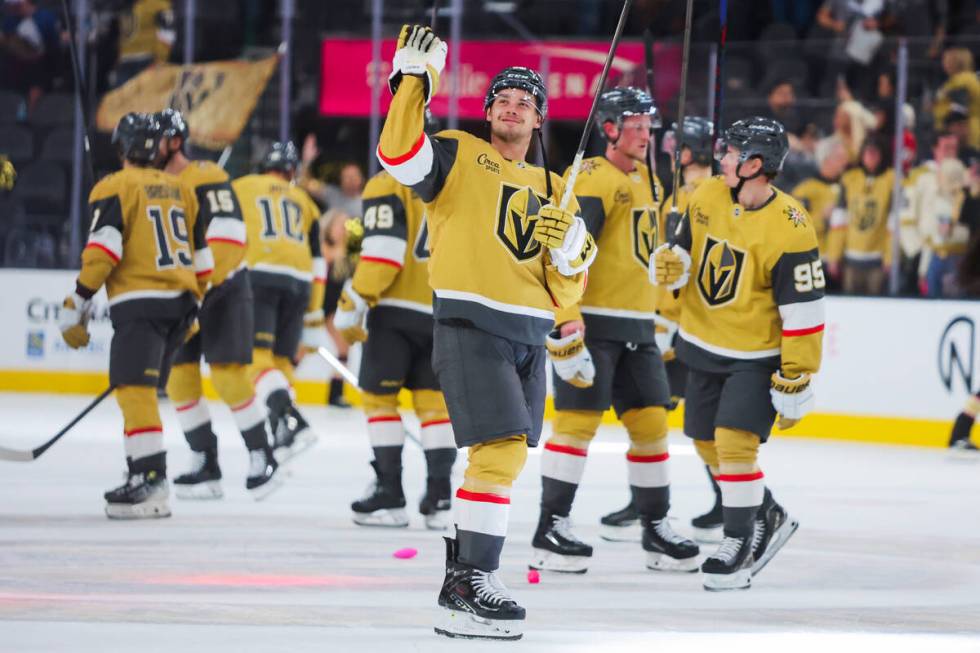 Golden Knights right wing Alexander Holtz (26) waves to the crowd following the Golden Knights& ...