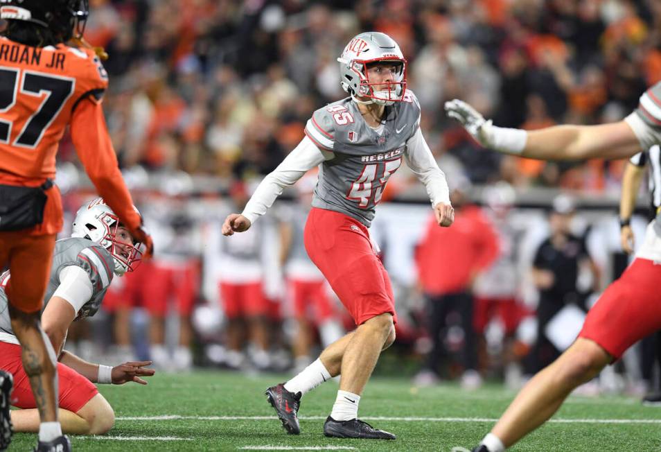 UNLV place kicker Caden Chittenden (45) kicks his second field goal during the first half of an ...