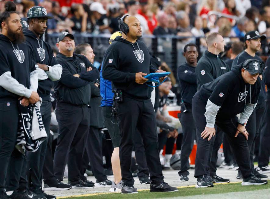 Raiders head coach Antonio Pierce watches the game from the sidelines during the second half an ...