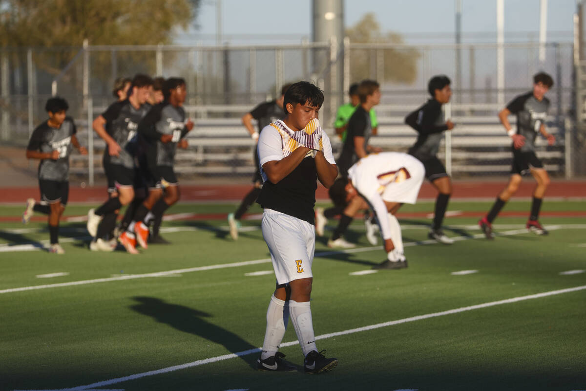 Eldorado midfielder Rogelio Berto (8) reacts after the team gave up a goal to Palo Verde during ...