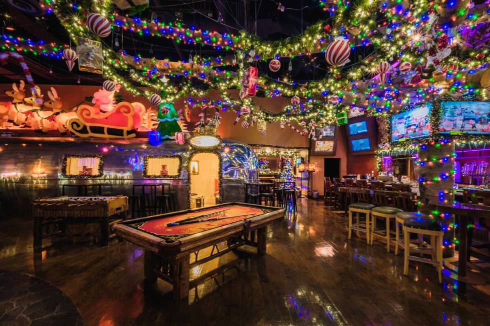 Bad Elf pop-up holiday bar at the Silverton casino in 2021. (Eugene Dela Cruz/OneSeven Agency)