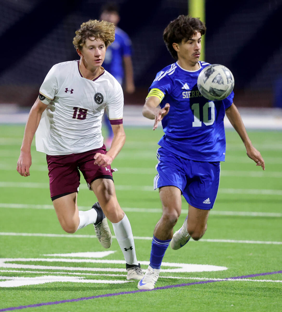 Sierra Vista forward Lazzar Ramos MF, FORW (10) controls the ball in front of Faith Lutheran de ...