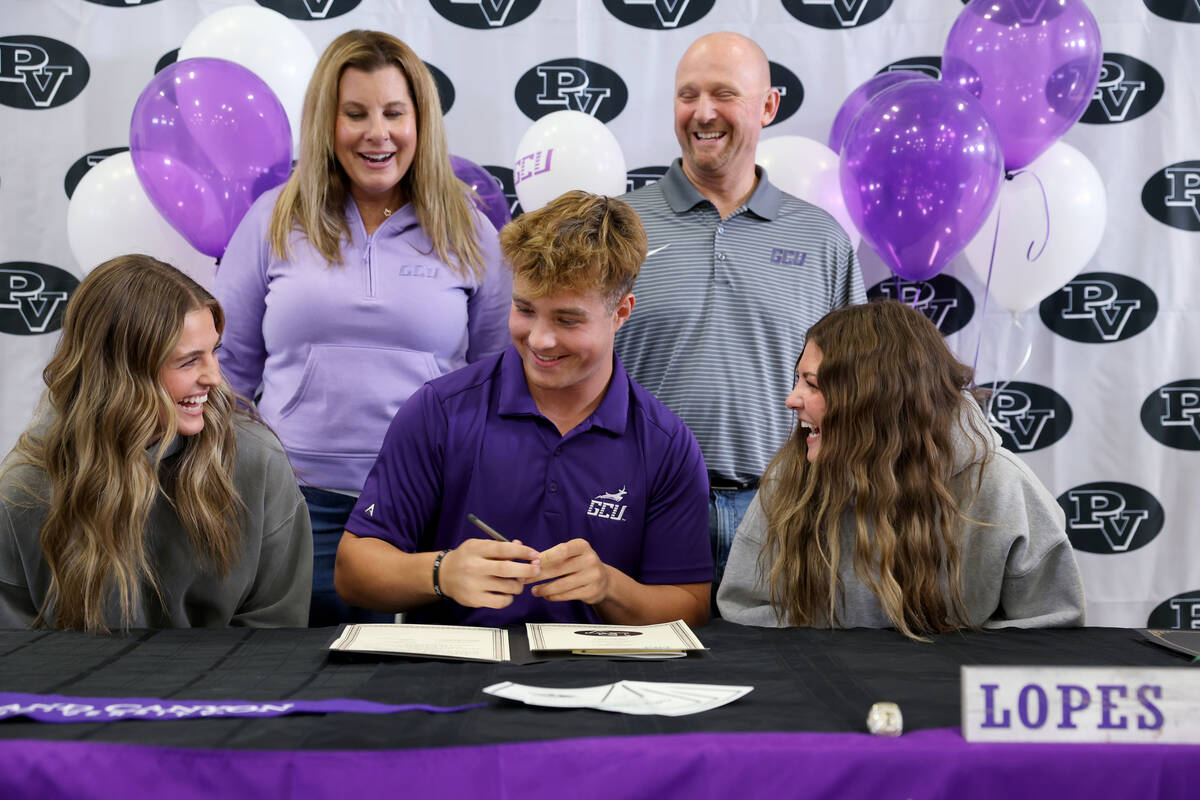 Palo Verde baseball player Tanner Johns prepares to sign a financial aid agreements for Grand C ...