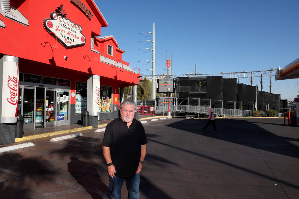 Wade Bohn, owner of Jay’s Market at the corner of Flamingo Road and Koval Lane in Las Ve ...