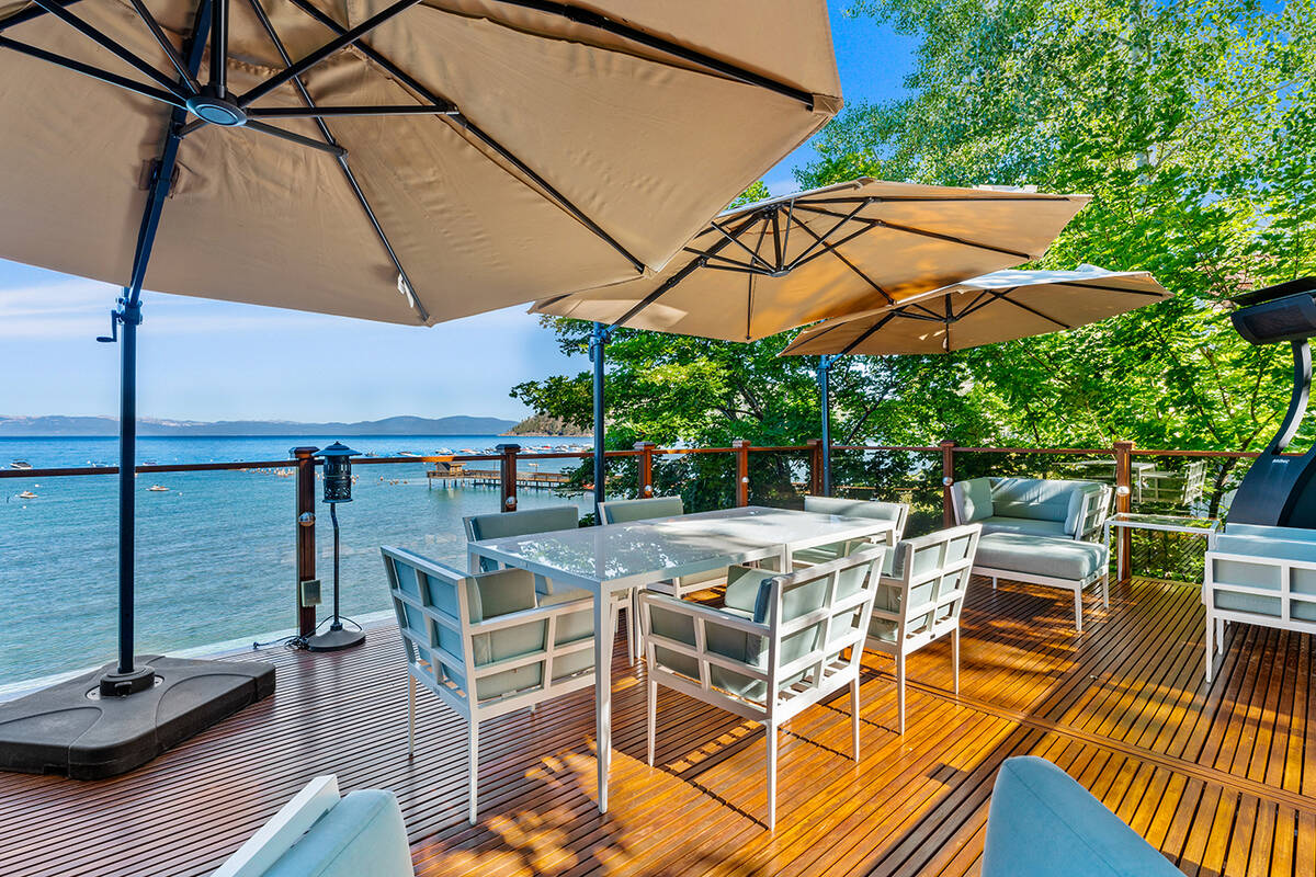 A 690-square-foot lakeside cabana ajoins Water’s Edge. (Chase International Luxury Real Estate)