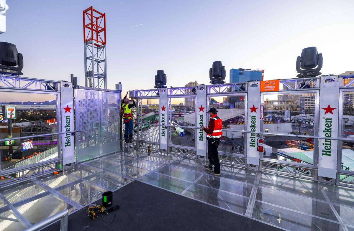 A crew continues to finish the tower near the Heineken Trophy Club beside Koval Lane and the Fl ...