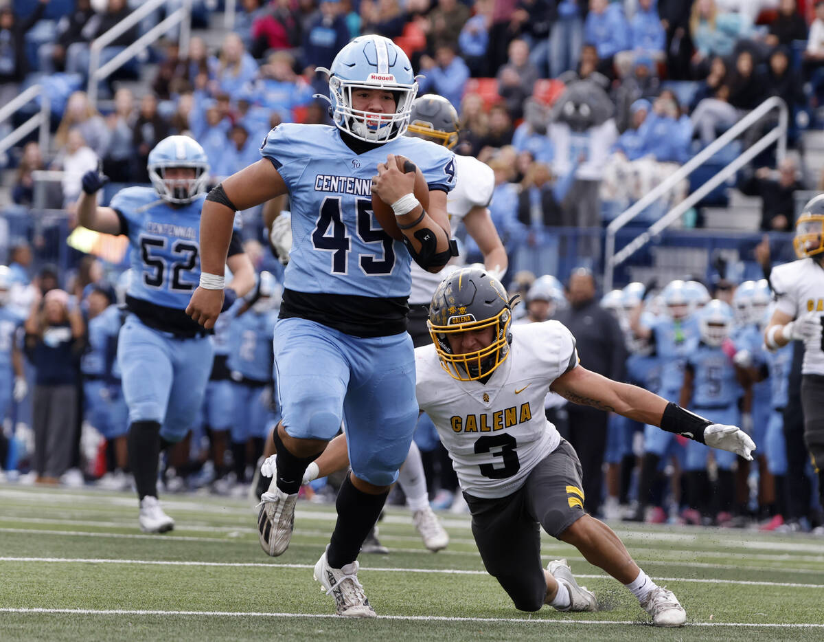 Centennial High's free safety Brayden Hicks (45) runs for a touchdown as Galena High defensive ...