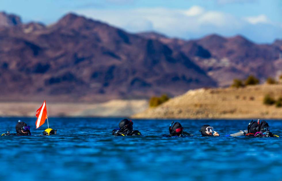 Sin City Scuba conducts an open water dive class in Kingman Wash at the Lake Mead National Recr ...