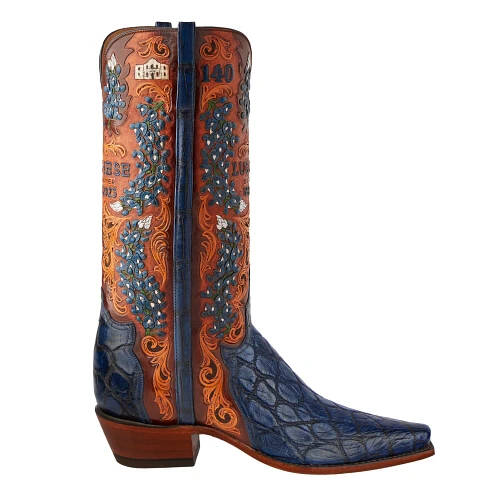 If you’re a Texan, or want to look just like one, flaunt the state flower with each step in t ...