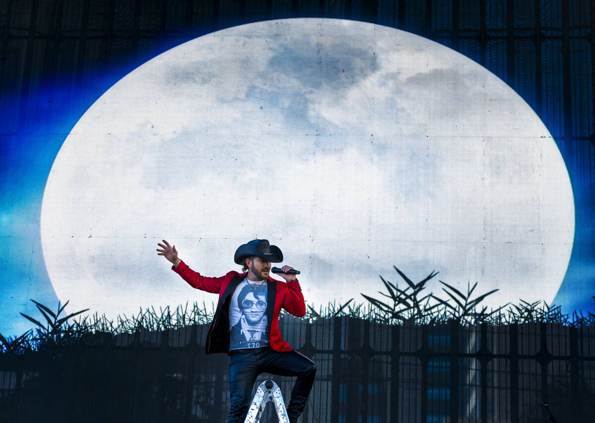 Singer Chas Brown performs on stage at the Downtown Las Vegas Events Center before thousands of ...