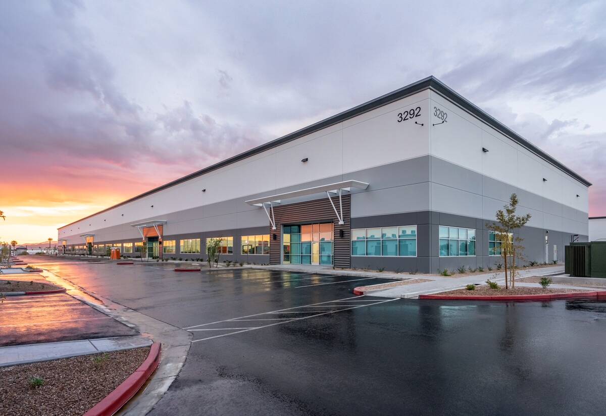 The recently built Schnitzer property Sunset Airport Center 2. (Schnitzer)