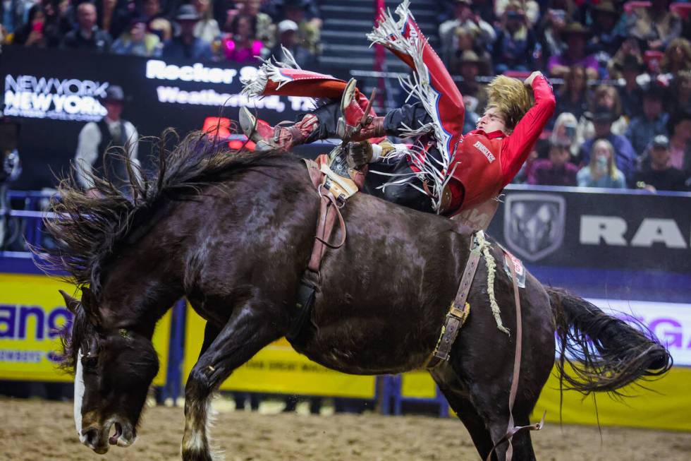 Bareback rider Rocker Steiner completes his ride on OLS Tubs Stevie Knicks during the final nig ...